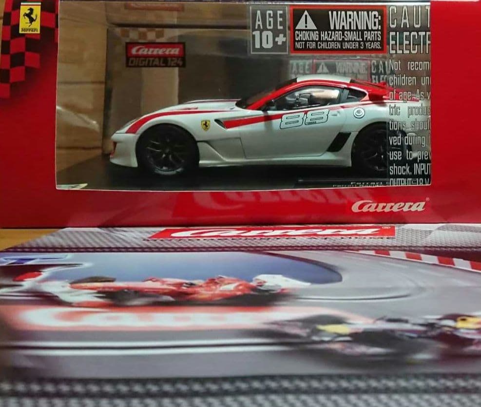 カレラ デジタル124スロットカー 1/24 Ferrariフェラーリ599XX