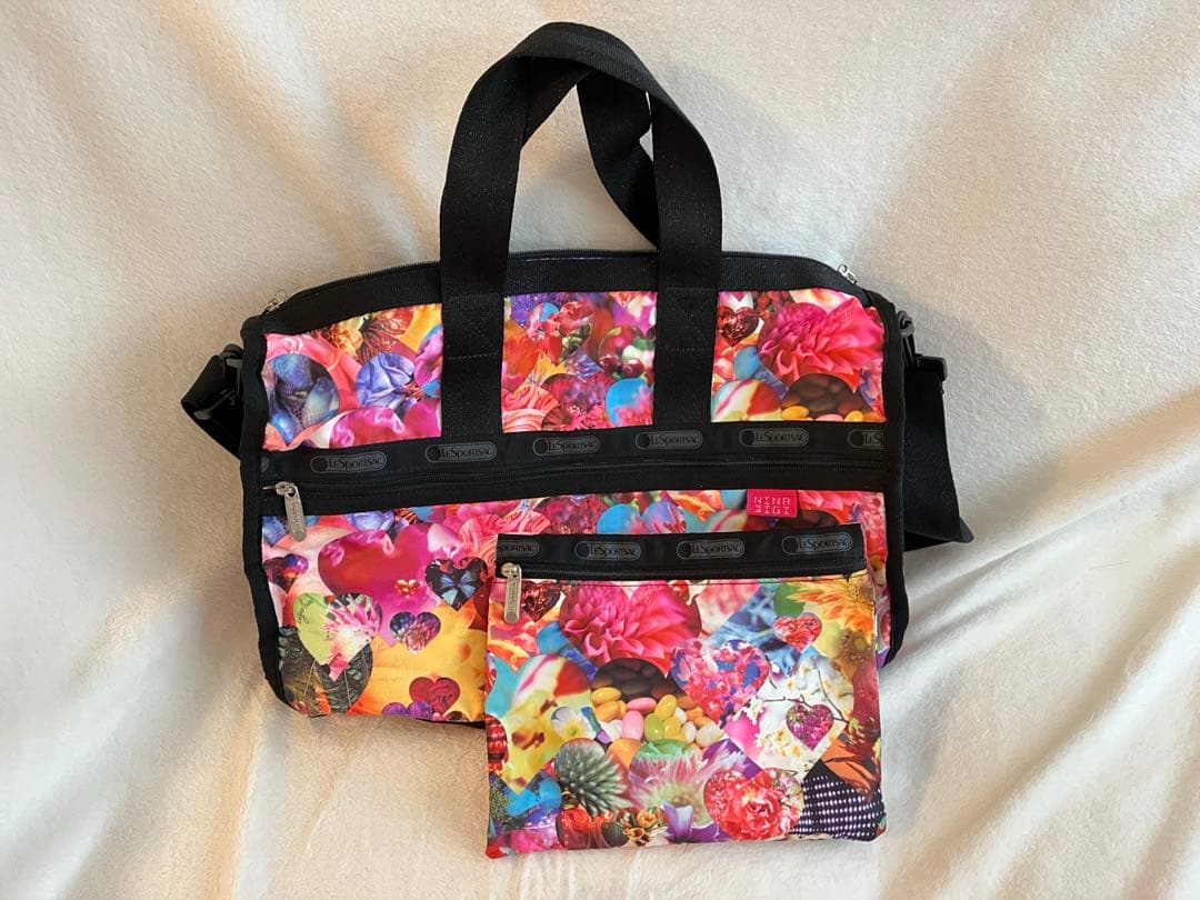 蜷川実花　ニナデジ　本　デジカメ　フォトブック　ポストカード付　バッグ　ポーチ