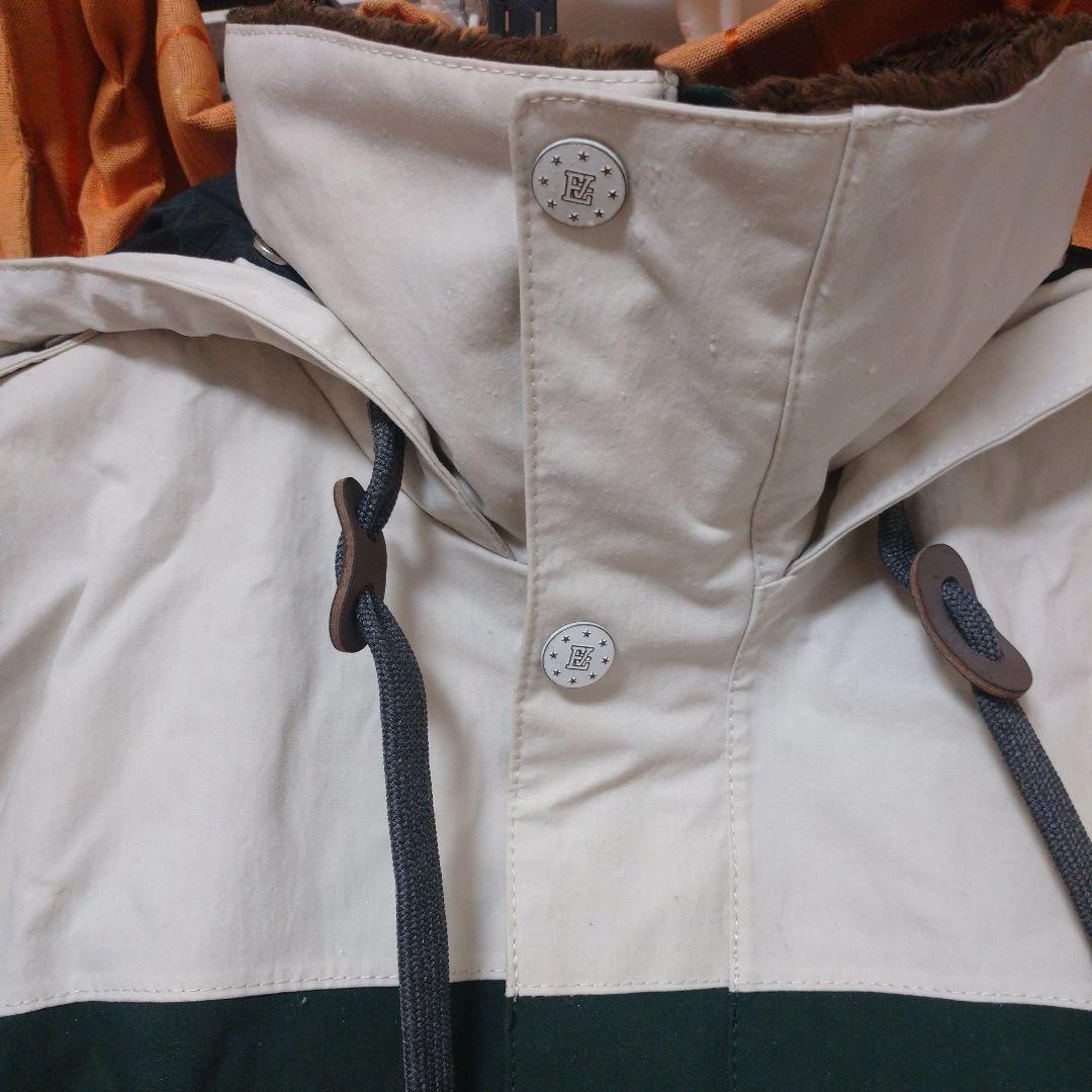 スノーボードウェアセット（ジャケット・パンツ・手袋）