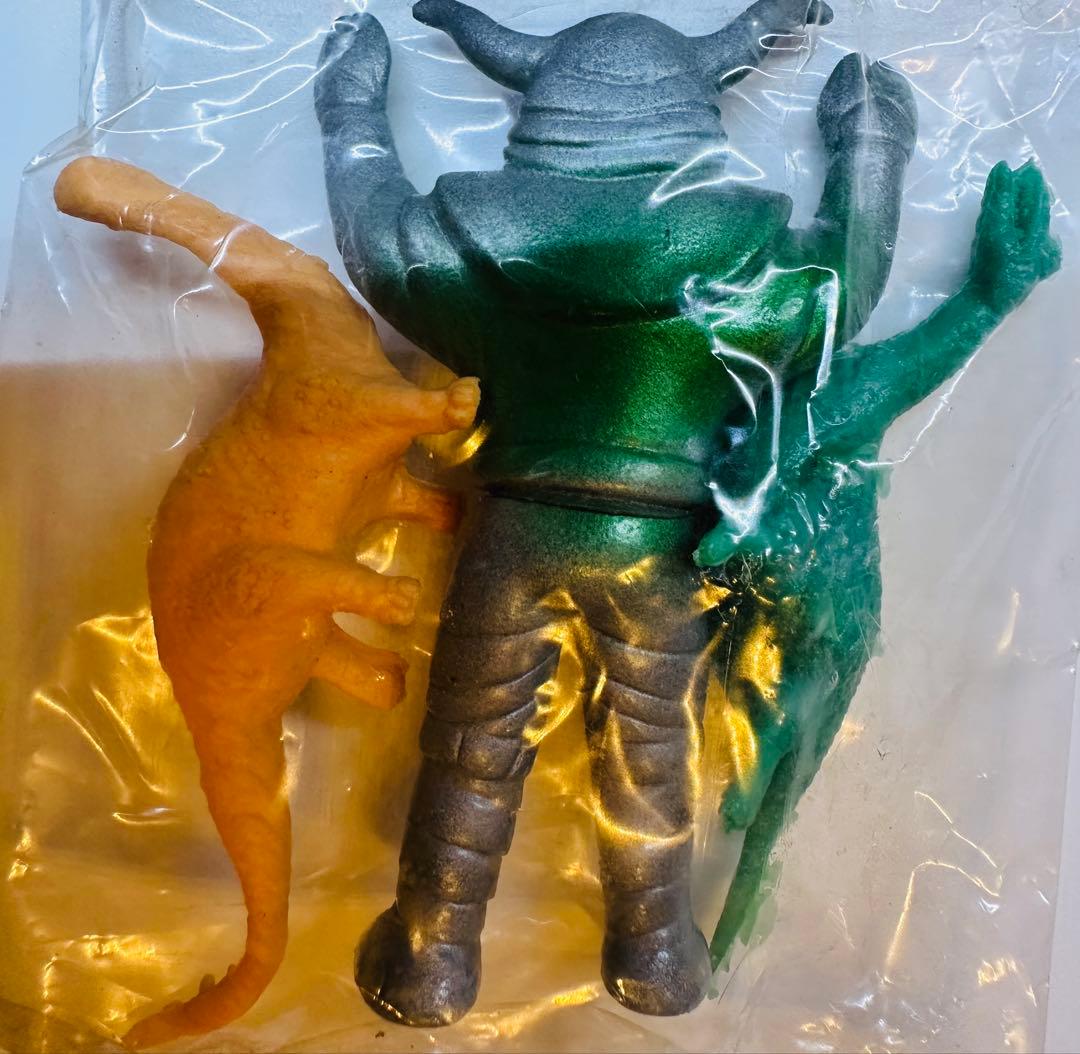 当時物　レッドバロン ビッグバイソン ミニソフビ