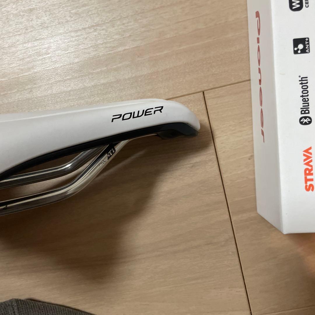 Specialized Power サドル ホワイト