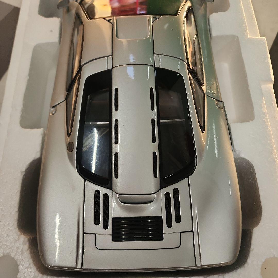 McLaren F1 1/12スケールモデル シルバー