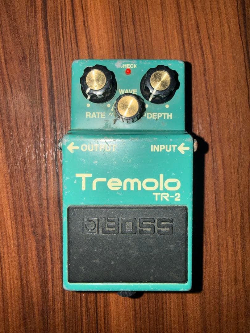 BOSS トレモロ TR-2