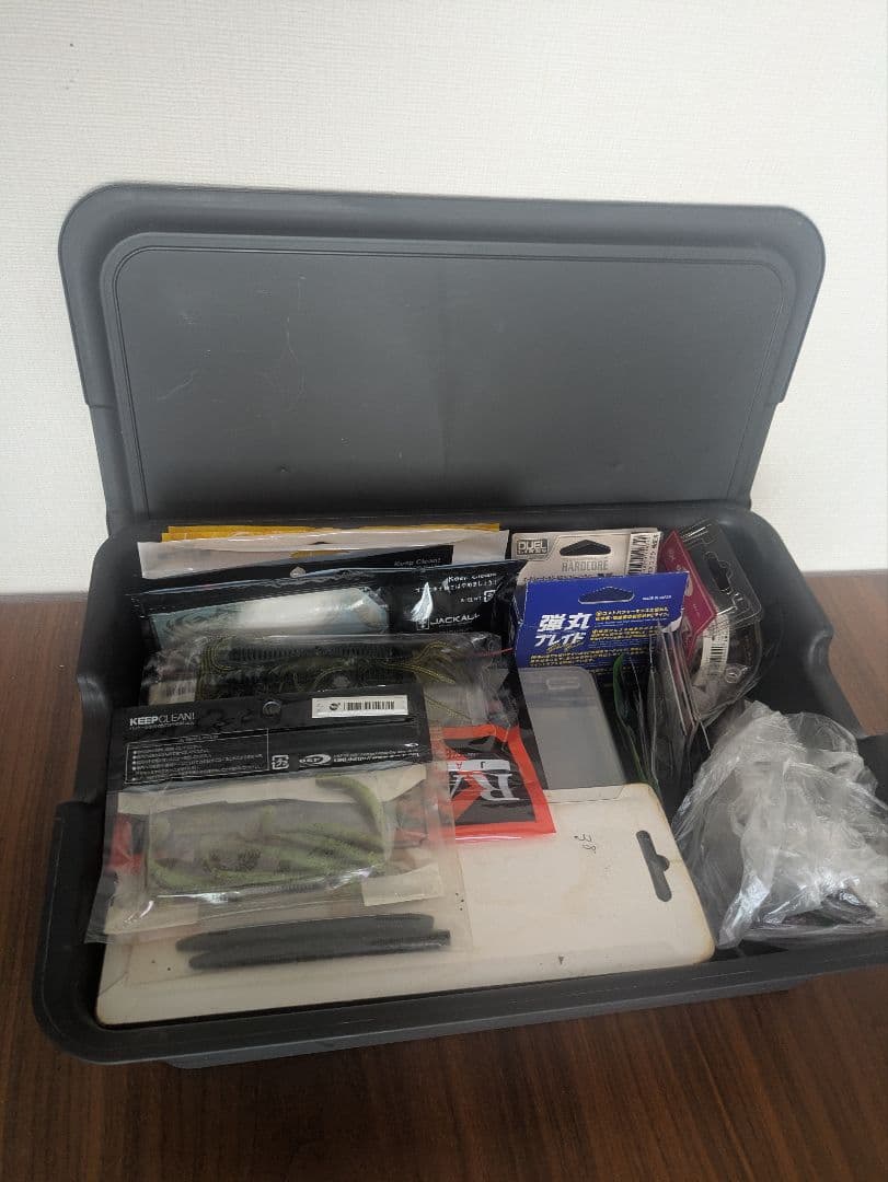 【激安】バス釣り引退セット 2　まとめ売り ルアー/ワーム/針/テグス 等々