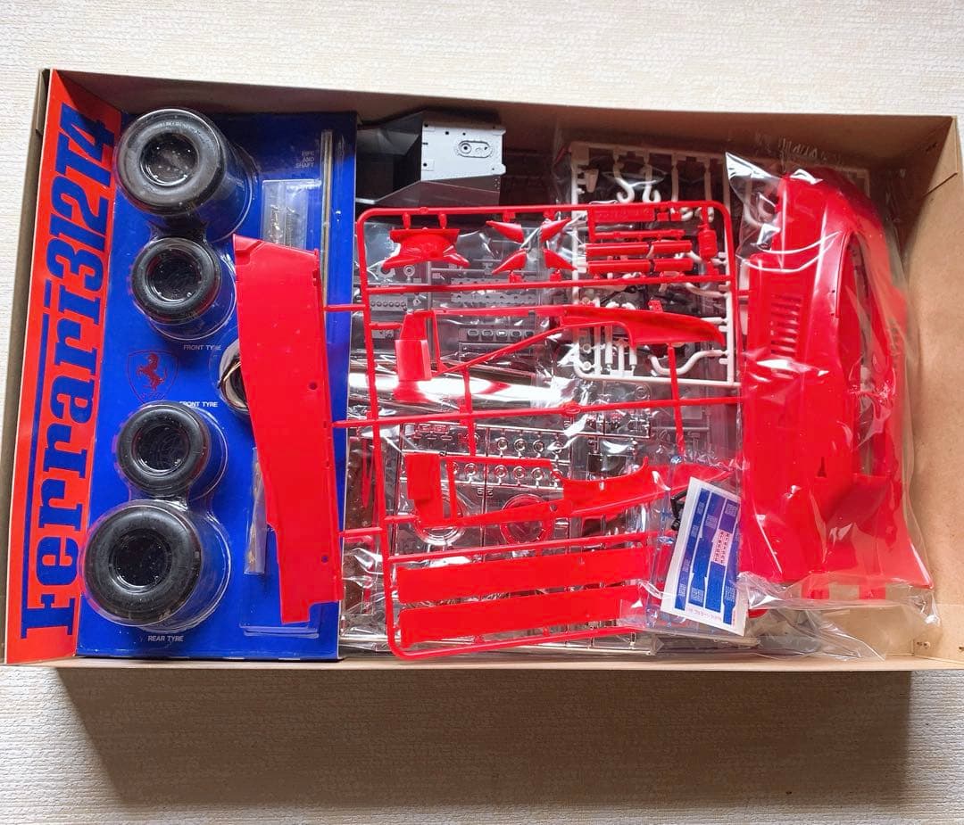 Ferrari 312T4 1:12スケールモデルキット