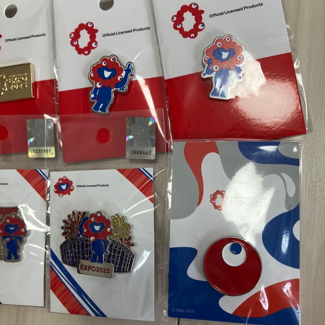 EXPO2025 ミャクミャク　コミャク　大屋根リングピンバッジ 8個セット