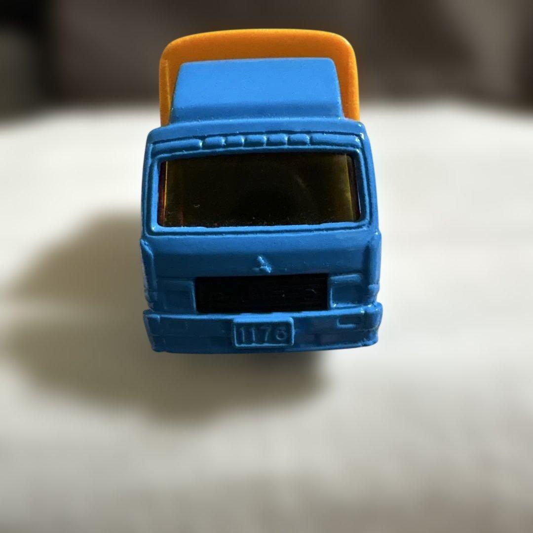 トミカ　三菱ふそう　幌付トラック