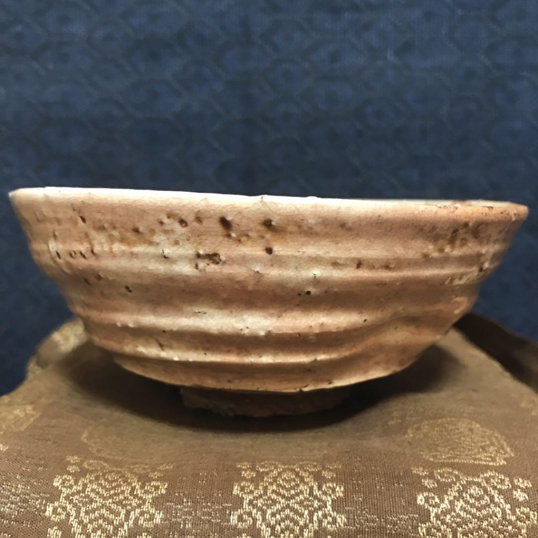 詳細不明　いわくありげな古萩茶碗 所蔵印あり