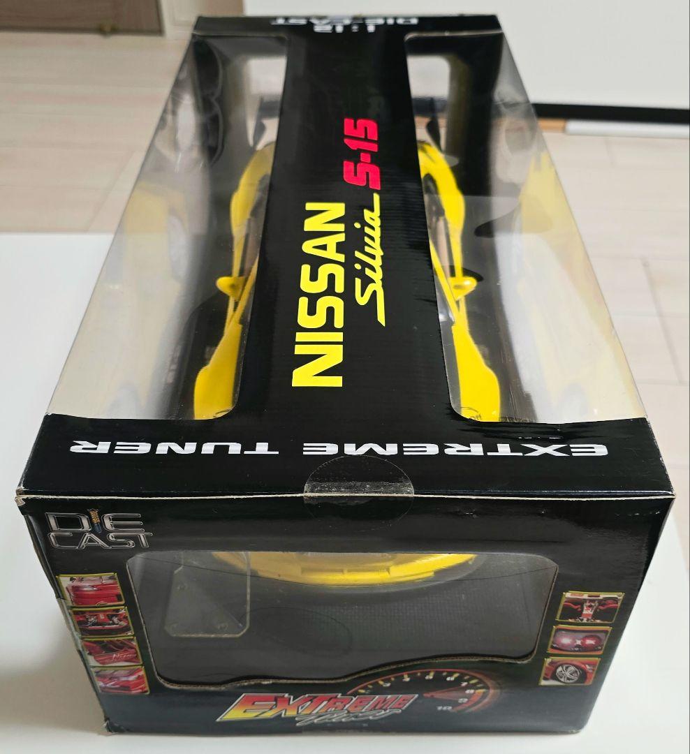 Nissan Silvia S-15 ダイキャストミニカー 1:12