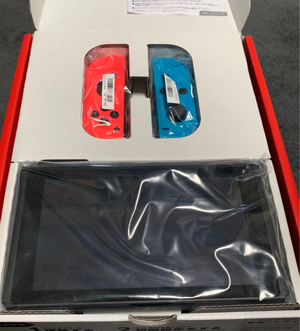 スイッチ本体　Nintendo Switch 本体 青/赤 Joy-Con付き