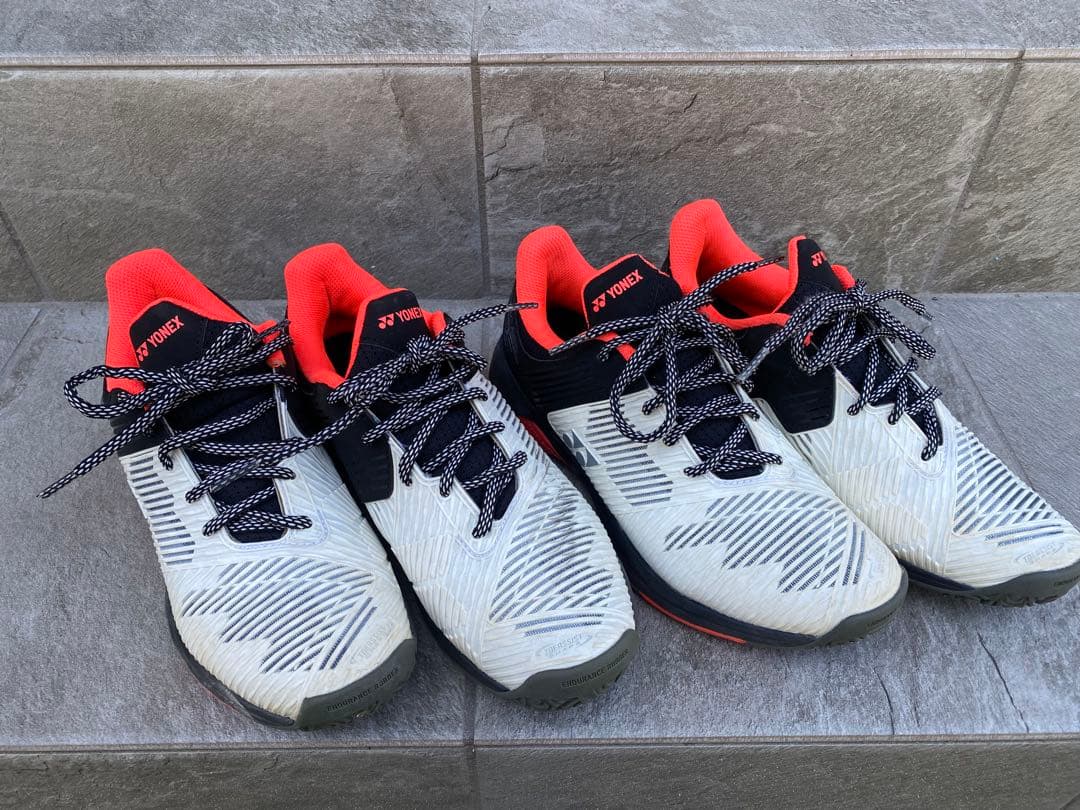 YONEX ソニケード テニスシューズ ホワイト/ブラック/オレンジ