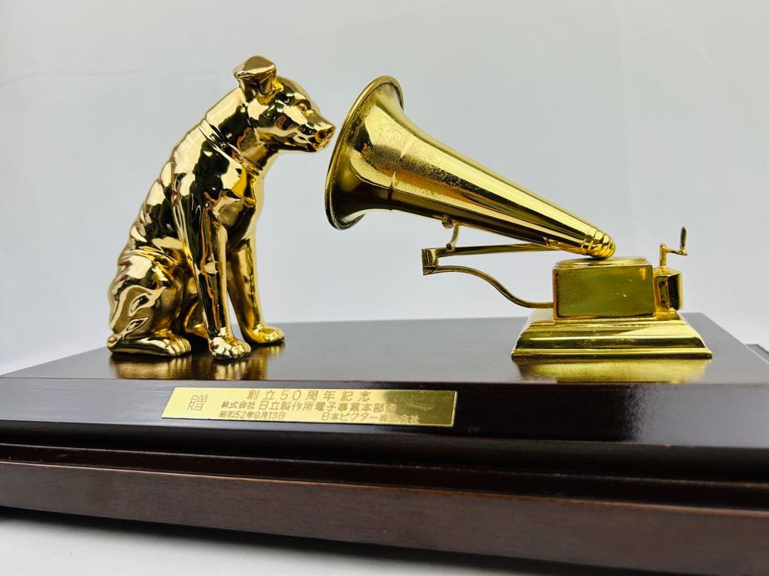 VICTOR ニッパー犬 ゴールド 蓄音機 創立50周年 置物　ガラスケース付き
