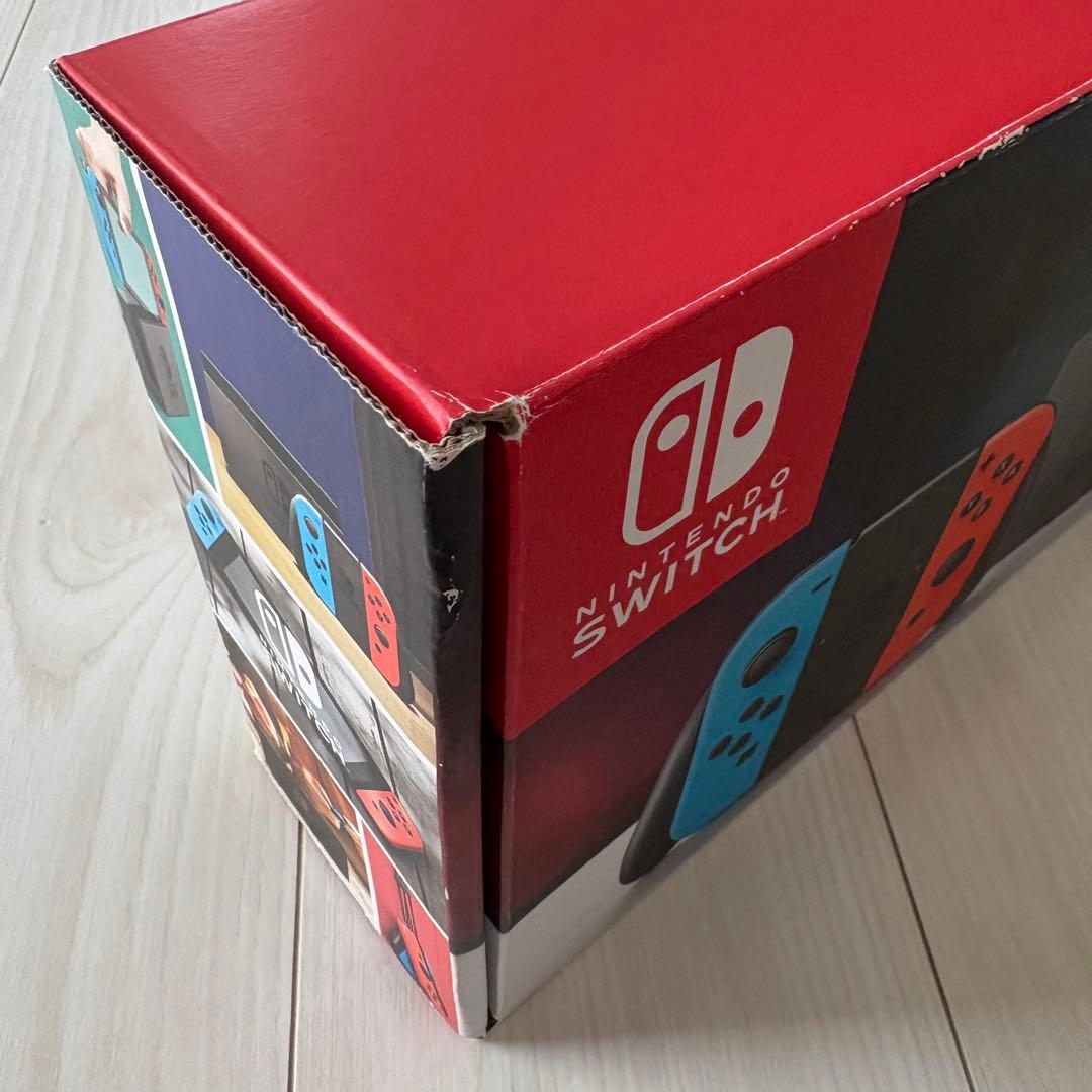 Nintendo SWITCH 本体ネオンブルー・ネオンレッド ソフト2本セット