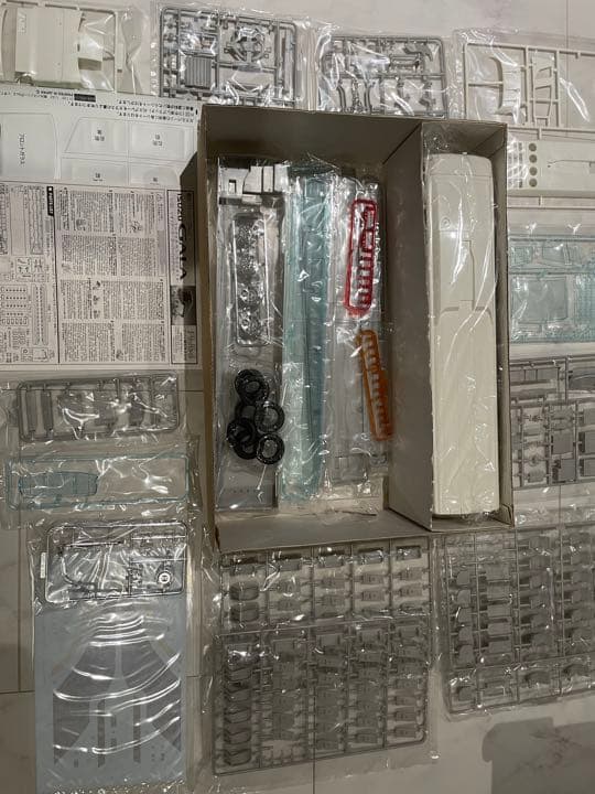 フジミ いすゞガーラスーパーハイデッカー 1/32