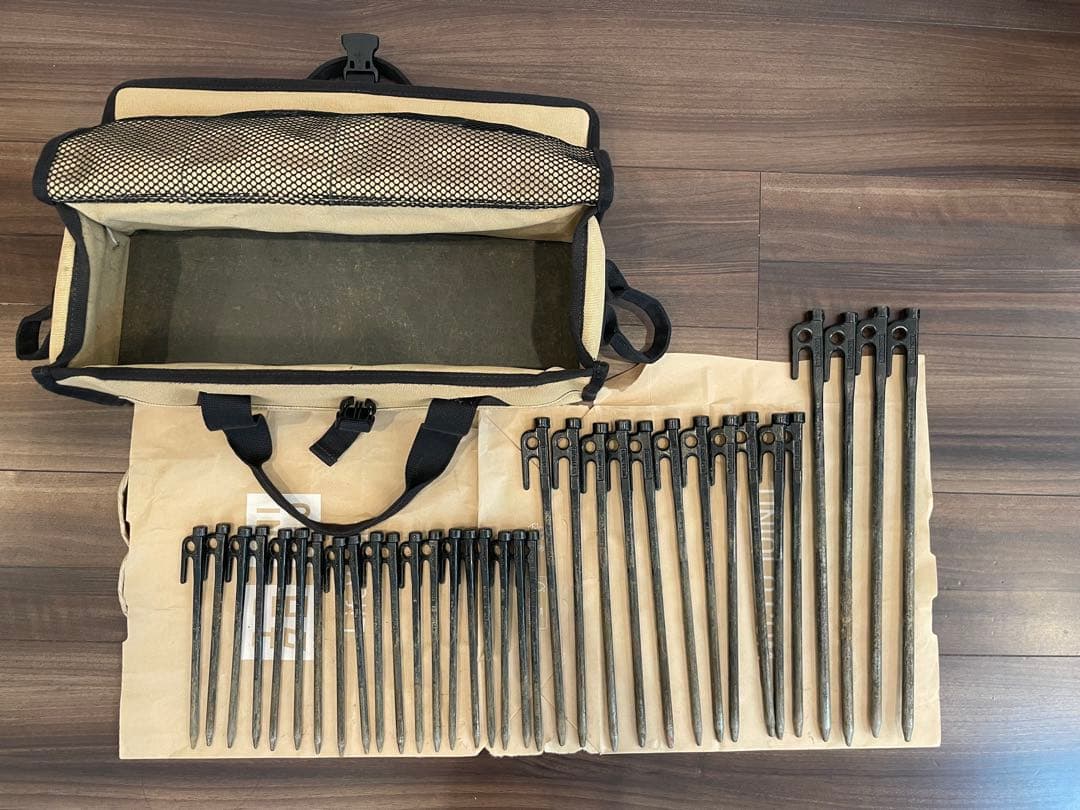 スノーピーク　ペグ　ソリッドステーク マルチコンテナM　セット