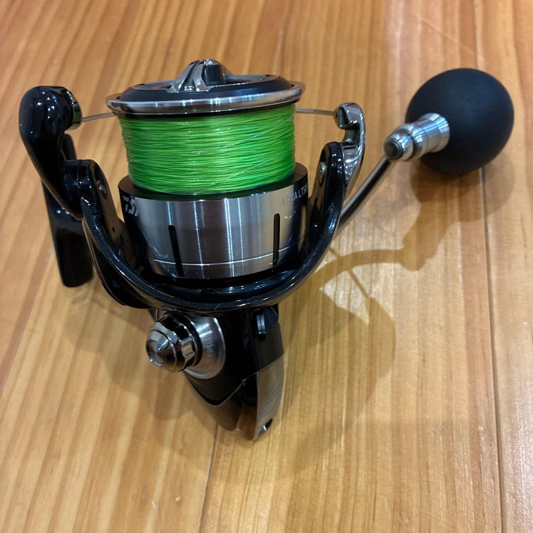 DAIWA 23LEXA LT5000-CXH スピニングリール　ダイワ　レグザ