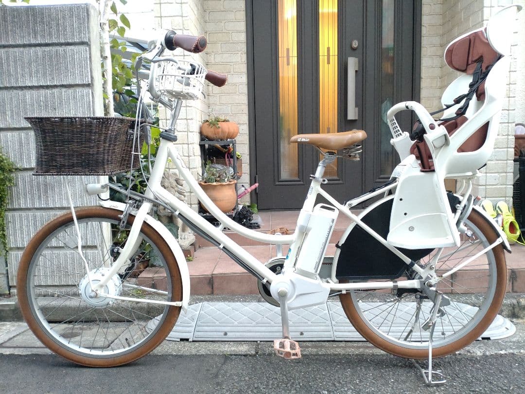 配送可★直接引渡可★カスタム【限定車イルミオILMIO】電動アシスト自転車コンビ