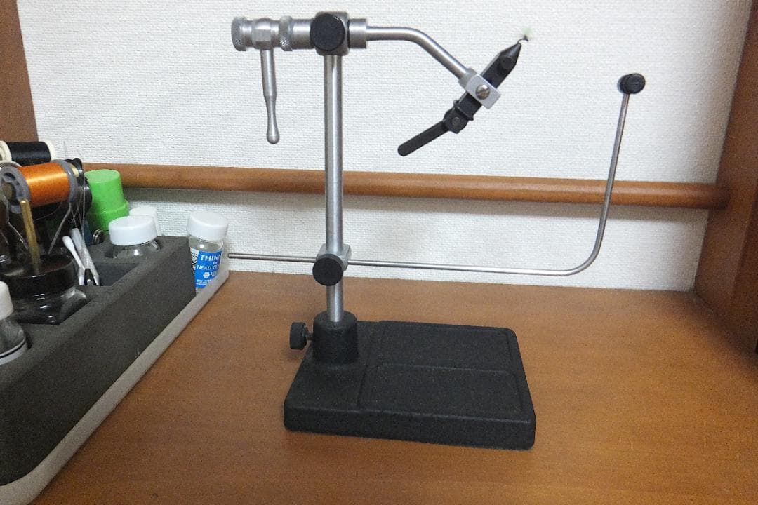 レンゼッティ トラベラーカムバイスぺディスタル＆フライタイイングツール