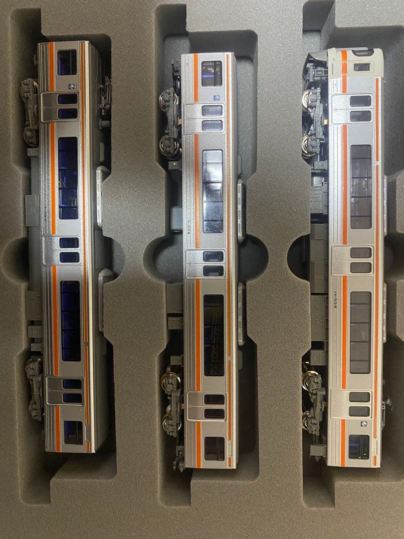 全車室内灯付き　KATO 313系0番台＋300番台　10-421 10-422