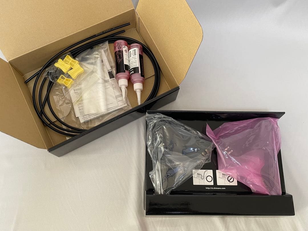 シマノDURA－ACE Di2デュアルコントロールレバー「ST‐R9170」新品