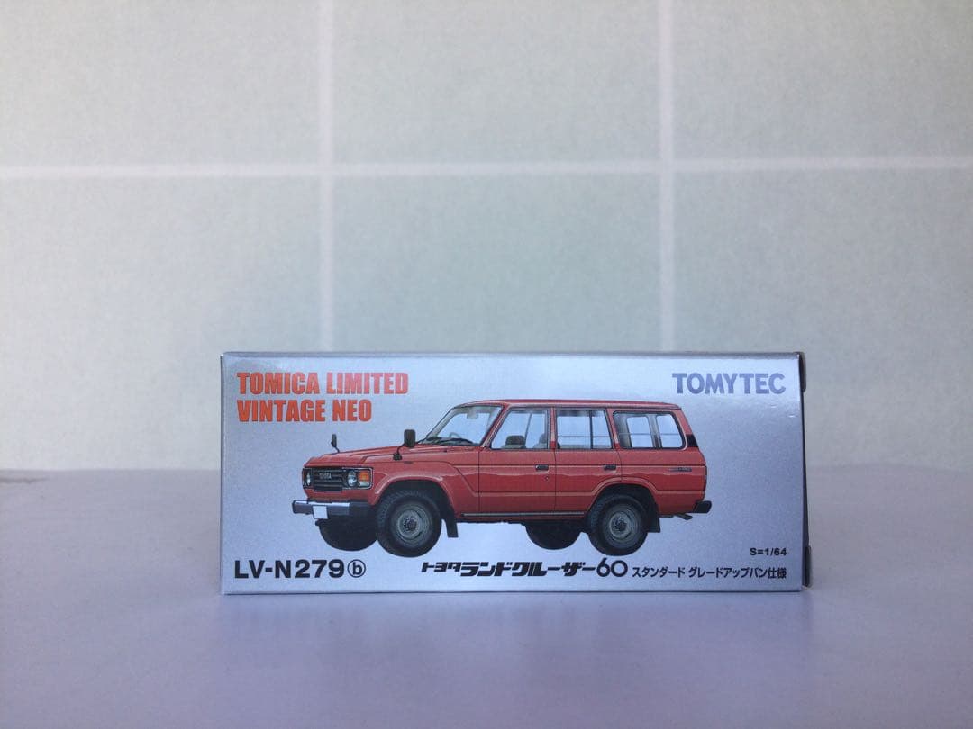 トミカリミテッドヴィンテージ LV-N279a,b,c,dランドクルーザー4台