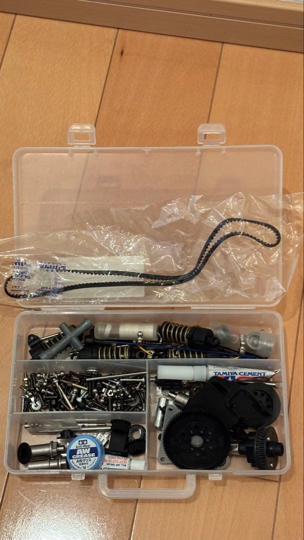 TA04ドリフト仕様　充放電機付き