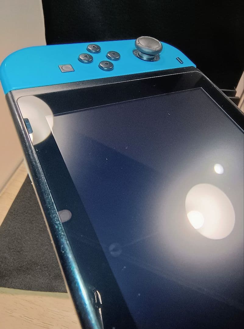 Nintendo Switch 本体一式　スイッチ付属品あり。