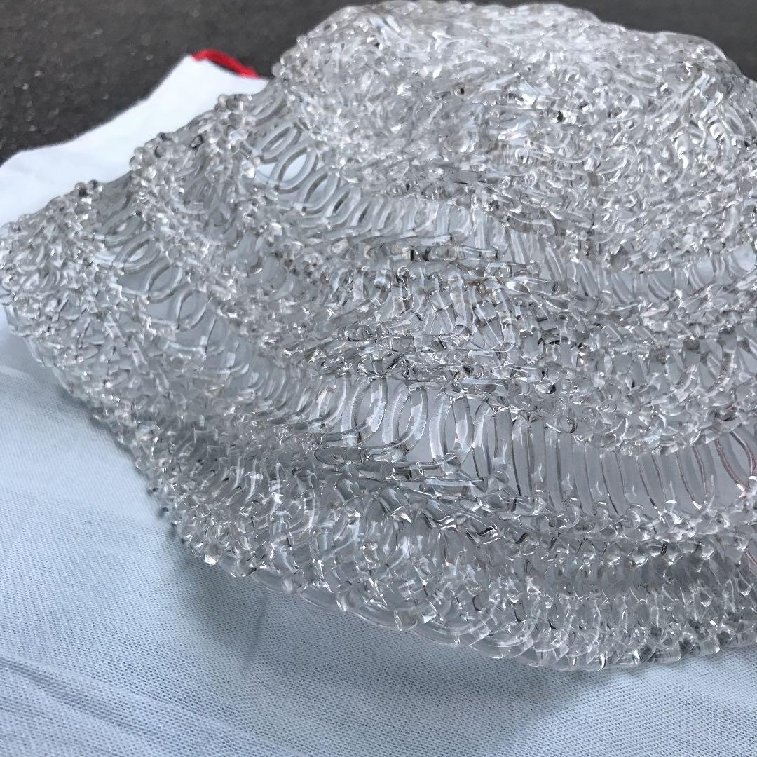 昭和レトロ　テーブルを彩る 大きな編み込みガラスのお皿です　アンティーク