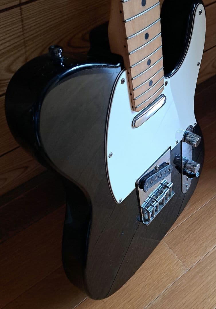 テレキャスタータイプエレキギター ブラック　Fender