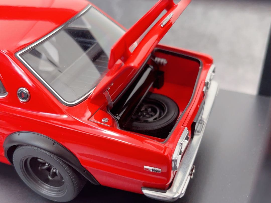 AUTOart 1/18 GT-R KPGC10 チューンドバージョン