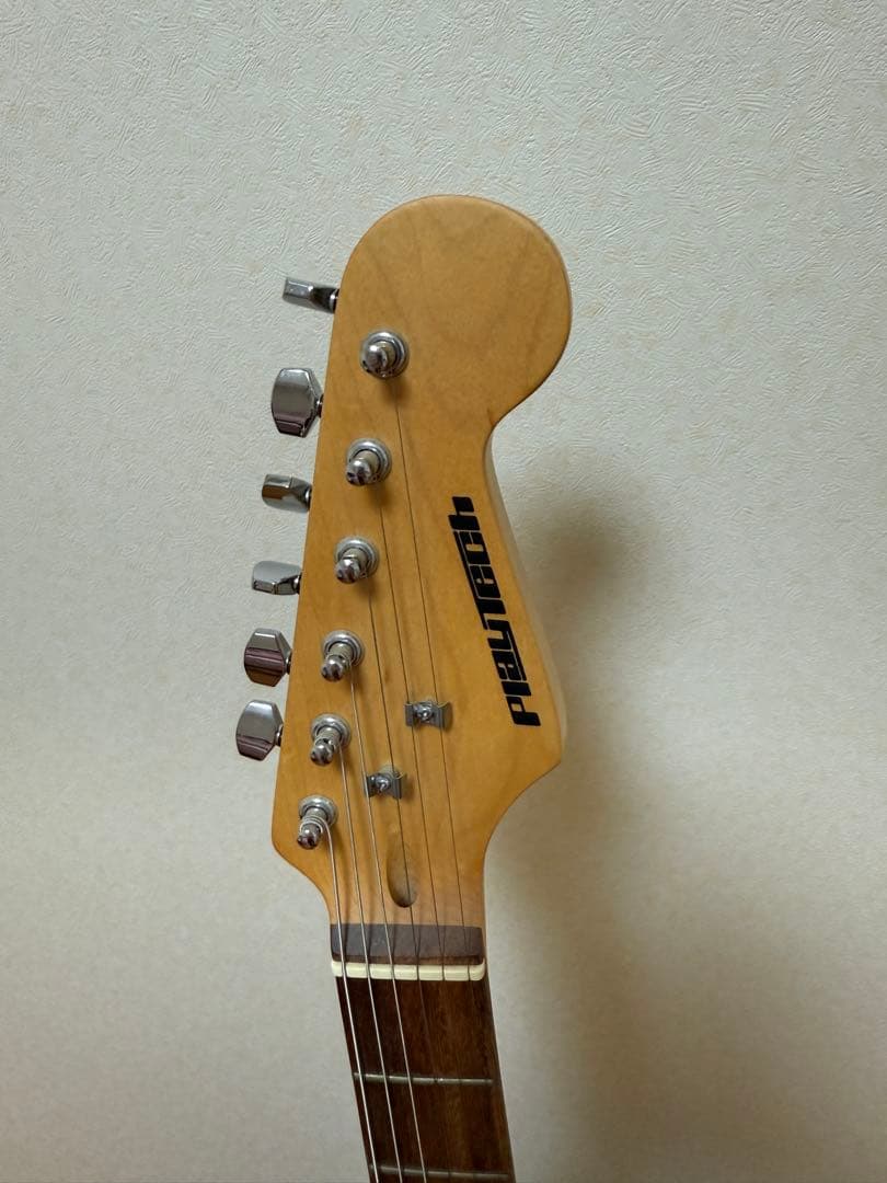 Play Tech プレイテック　エレキギター　ストラップ付きブルー