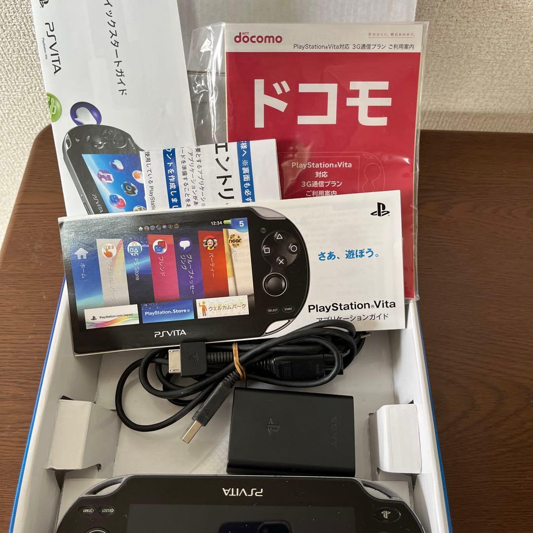 PlayStation®Vita クリスタル・ブラック 3G/Wi-Fiモデル…