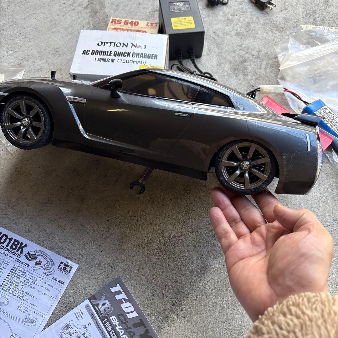 タミヤ　田宮模型TT-01 1/10スケール ラジコンカー R35GT-Rグレー