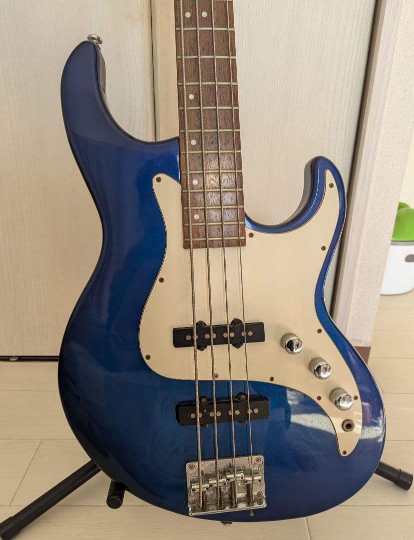 動作確認すみSamick Fairlaneエレクトリックベース 電気ベースギター