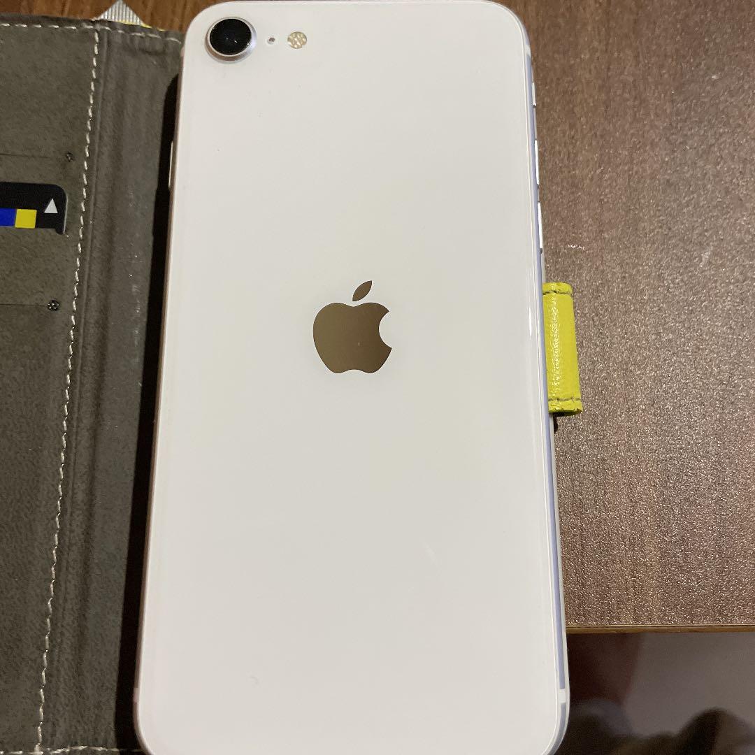iPhoneSE第3️⃣です！本体のみ！　傷なし！稼働