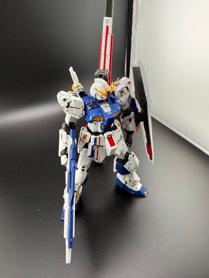 RX-93ff νガンダムRG ガンプラ
