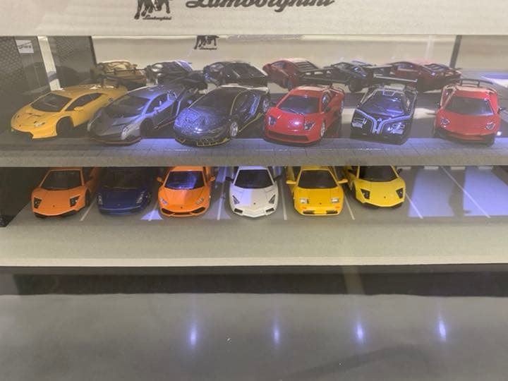 京商　ランボルギーニ12台とショールームセット