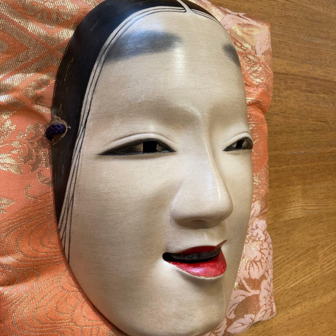 能面　木彫り　小姫