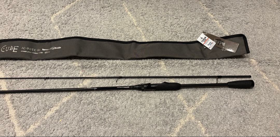 【出品最長で1/9迄】Tict ICE CUBE IC-90TG-Sis