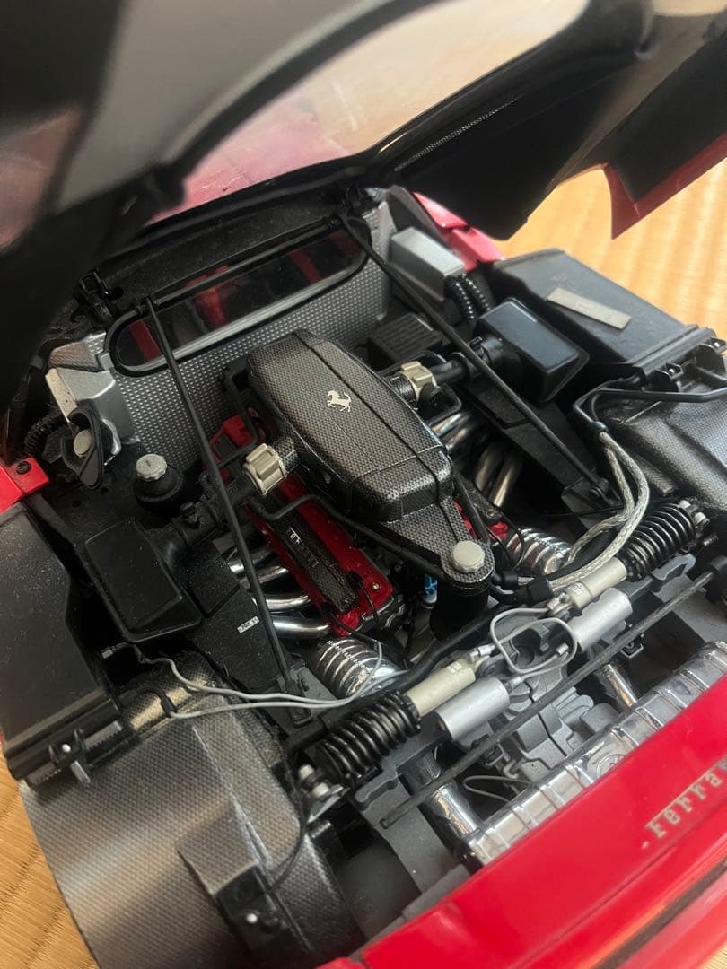 Ferrari LaFerrariの1/10スケールモデル