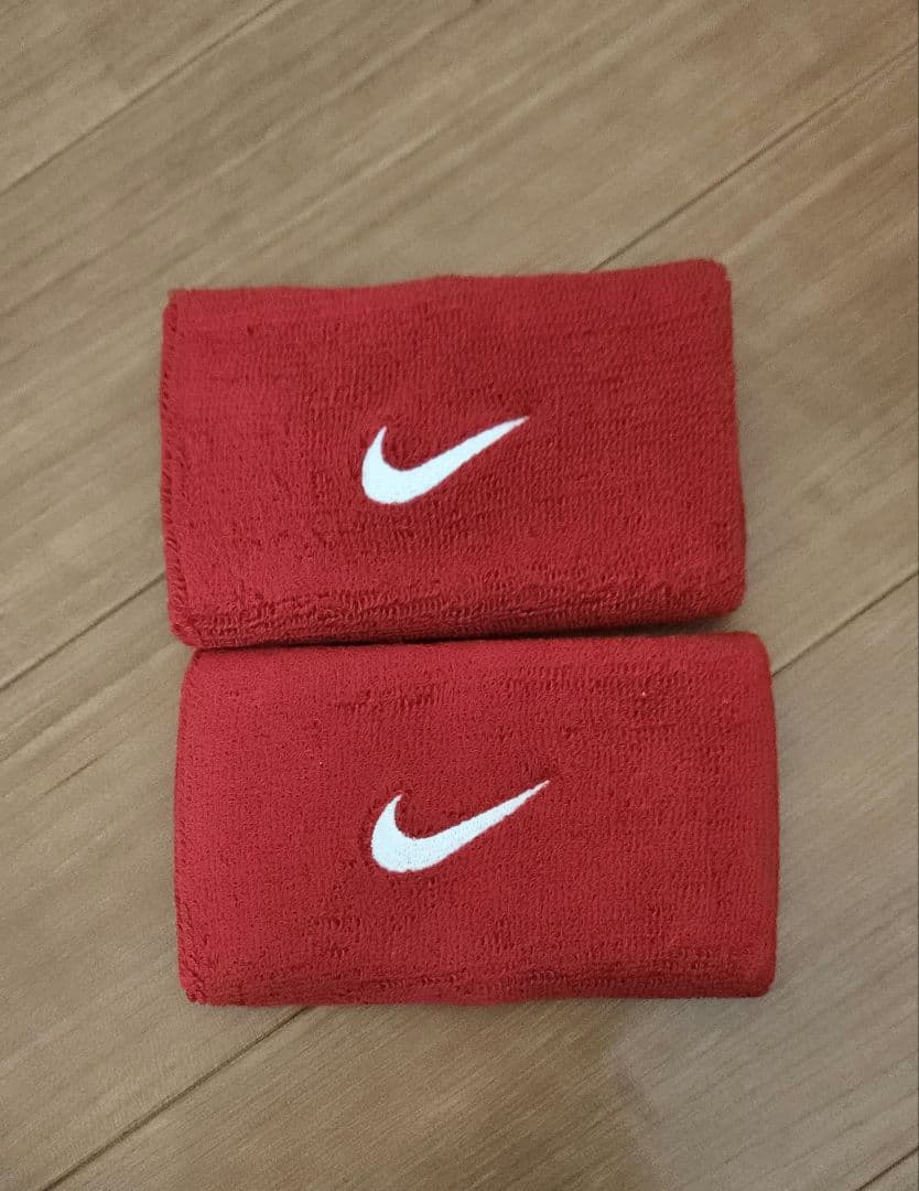 ナイキ テニス フェデラー リストバンド