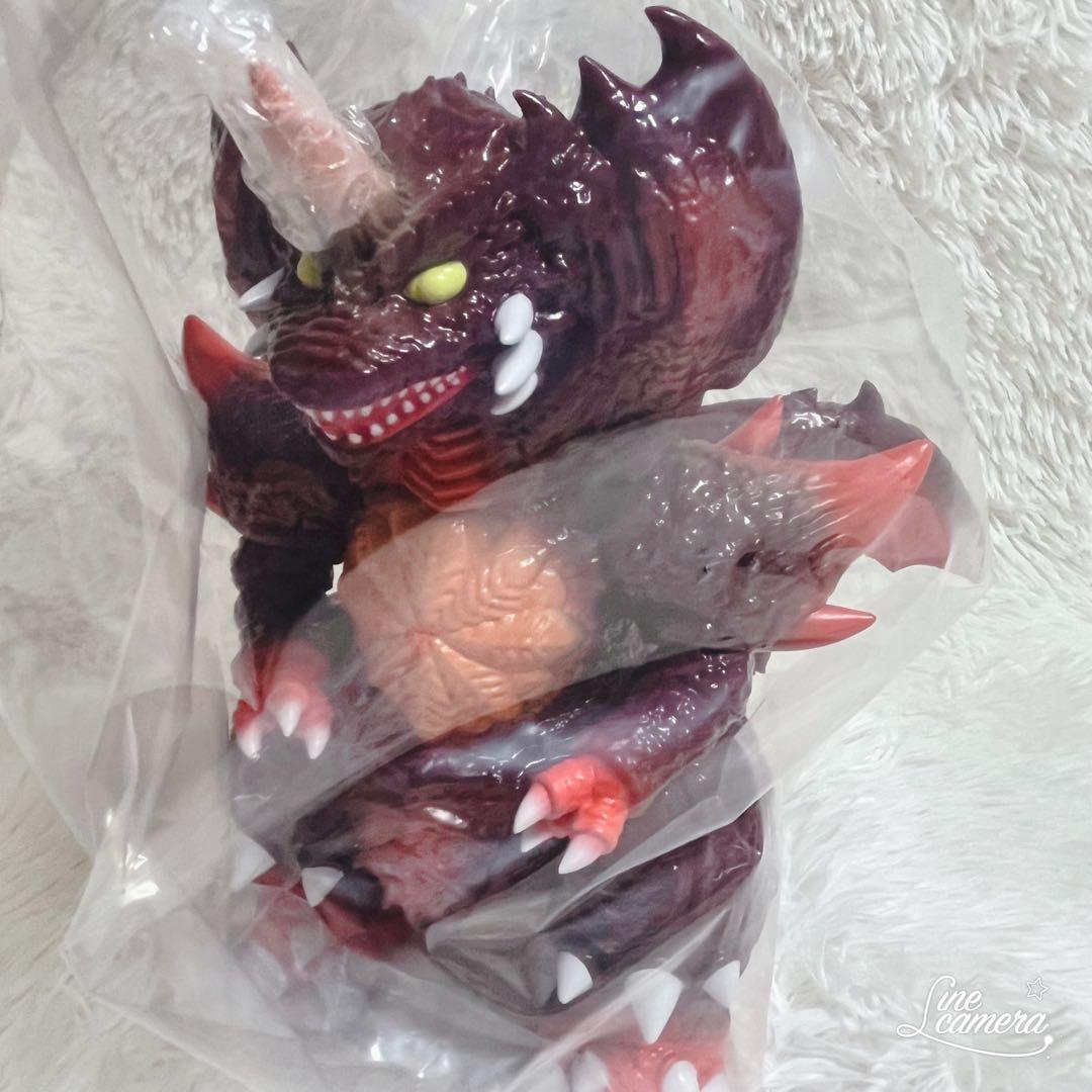 デストロイア 安楽安作 メディコムトイ ソフビ フィギュア