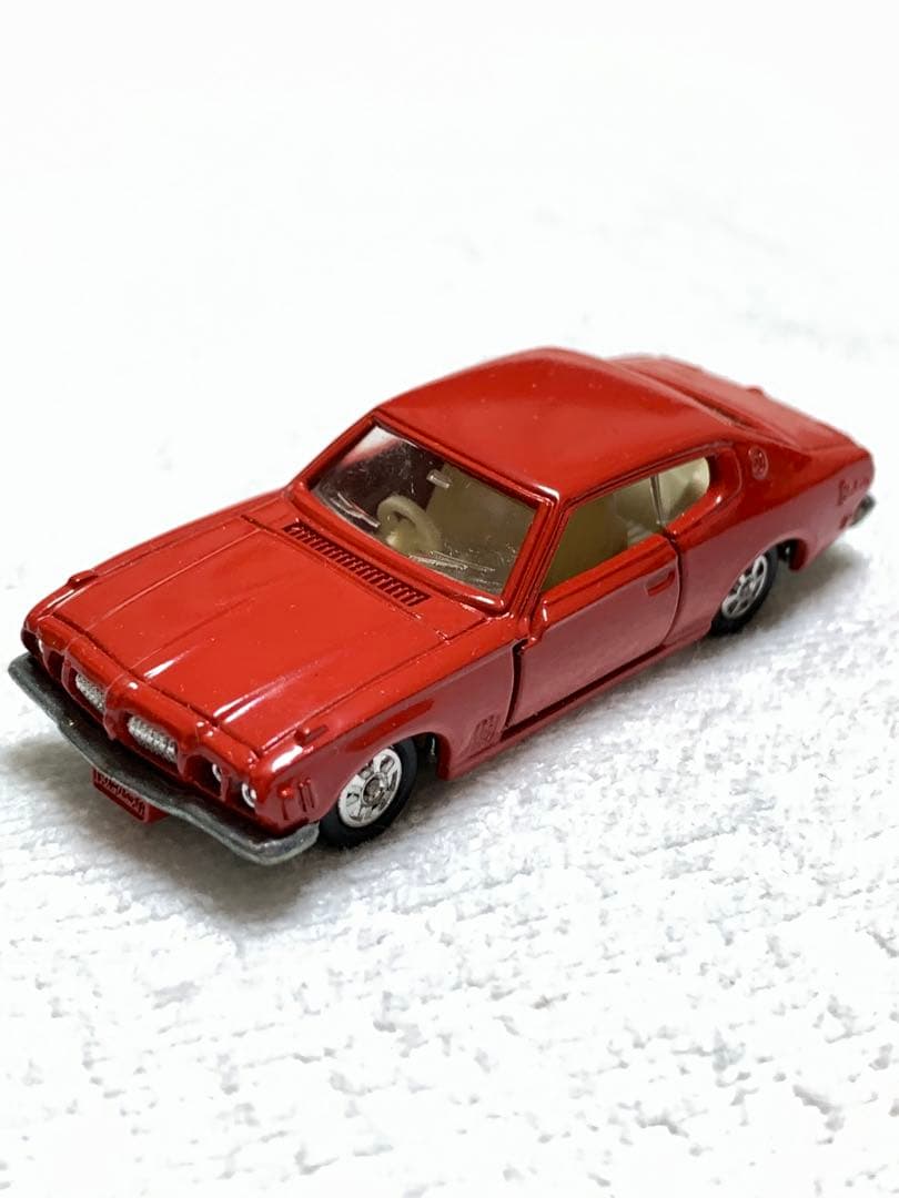 トミカ ブルーバードＵ2000GT-X【黒箱・日本製】