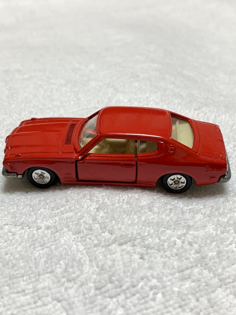 トミカ ブルーバードＵ2000GT-X【黒箱・日本製】