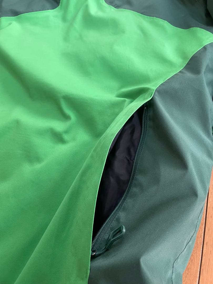 【美品】Goldwin スキーウェア ジャケット メンズL