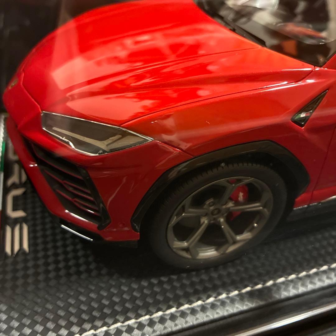 ランボルギーニ　ウルス　フィギュア　希少