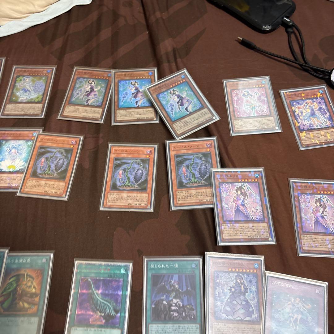 遊戯王　六花聖デッキとスリーブセット