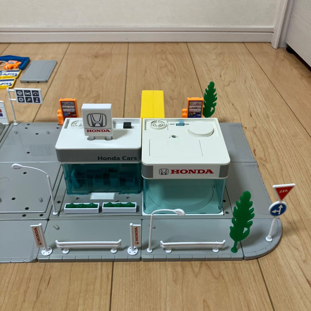 トミカタウン　ホンダカーズ　洗車場