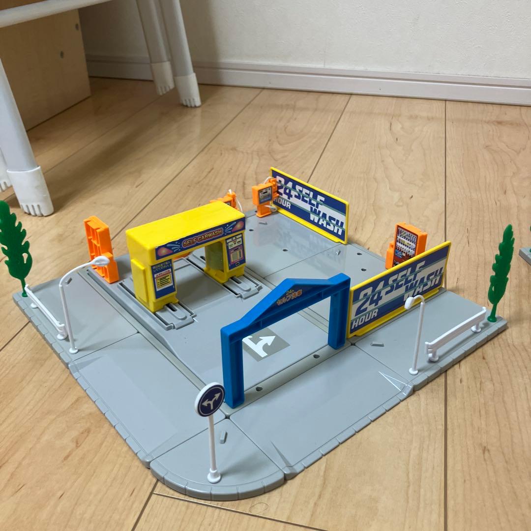 トミカタウン　ホンダカーズ　洗車場