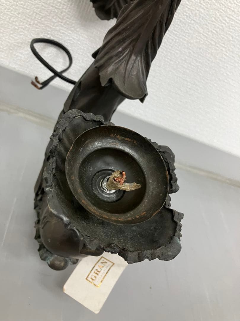 アンティーク壁掛照明器具　海外インテリア　レトロ　　アイアン　お洒落な玄関照明